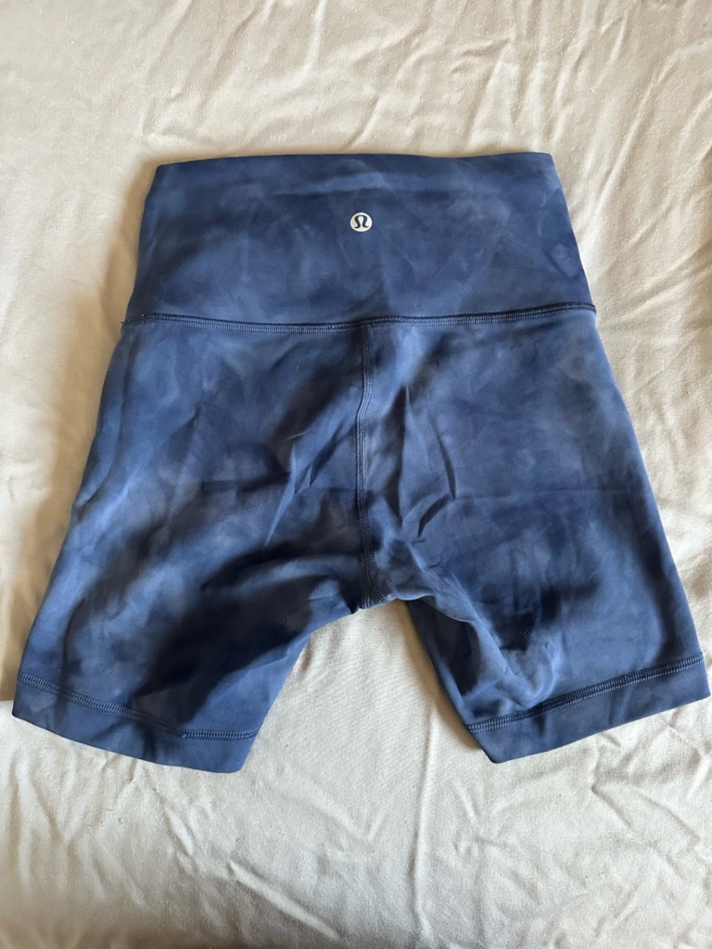 Lululemon Athletica Women's Wunder Train Navy Blue Tie Dye Style Bike Shorts